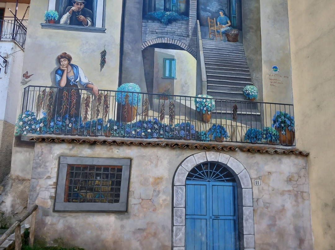 Murales-Satriano di Lucania必去景点