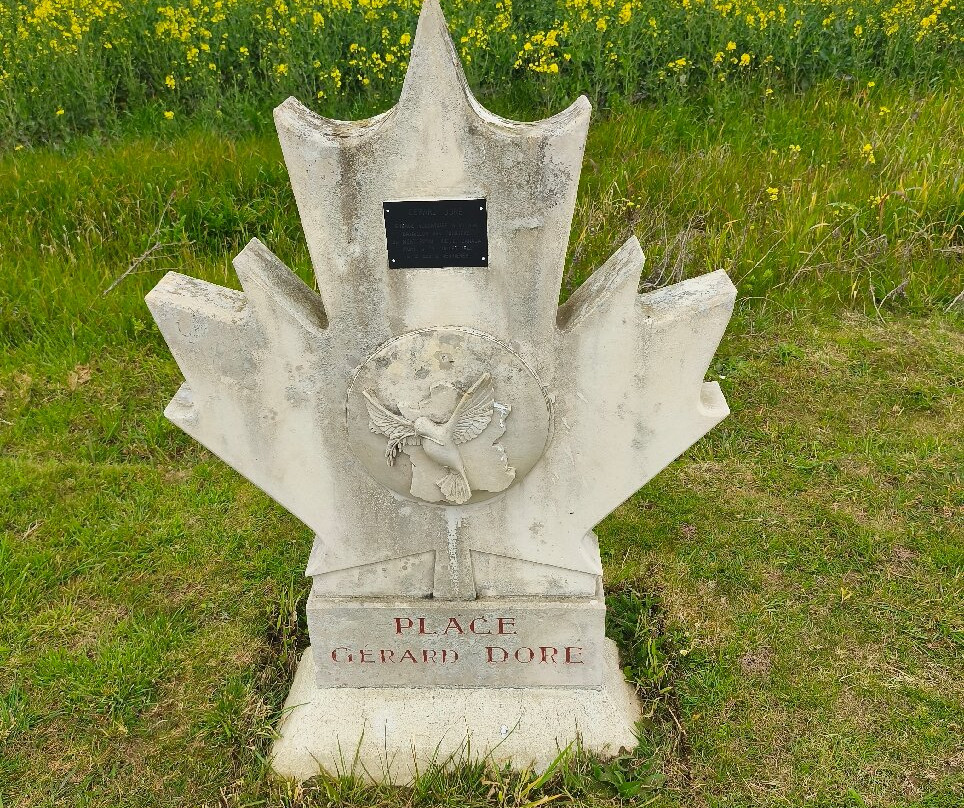 Bretteville Canadian War Cenetery-Cintheaux必去景点