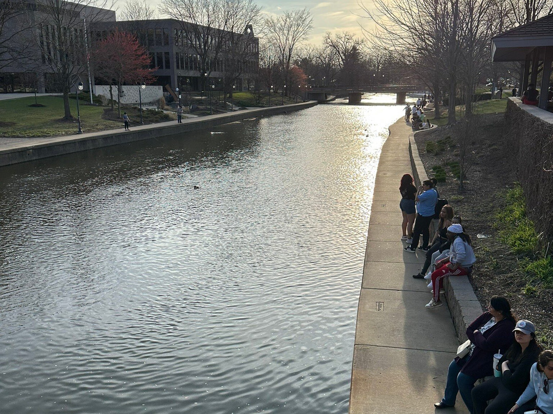 Riverwalk-内珀维尔必去景点