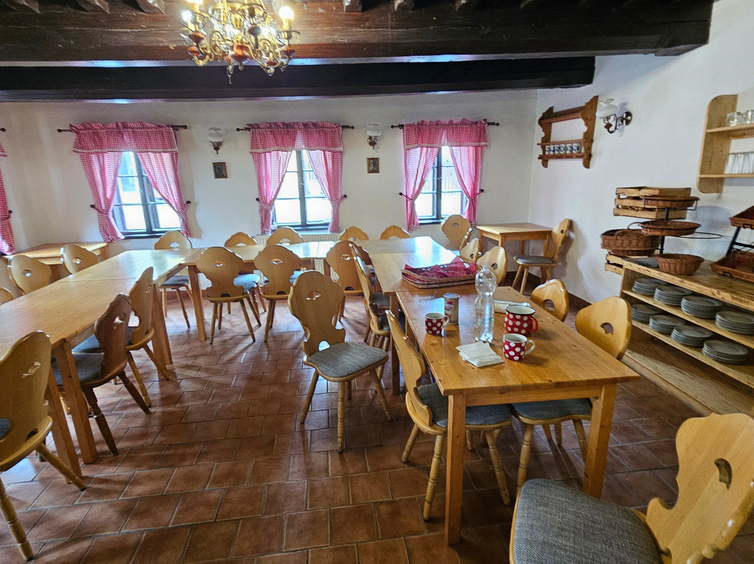 斯内兹纳旅馆主图