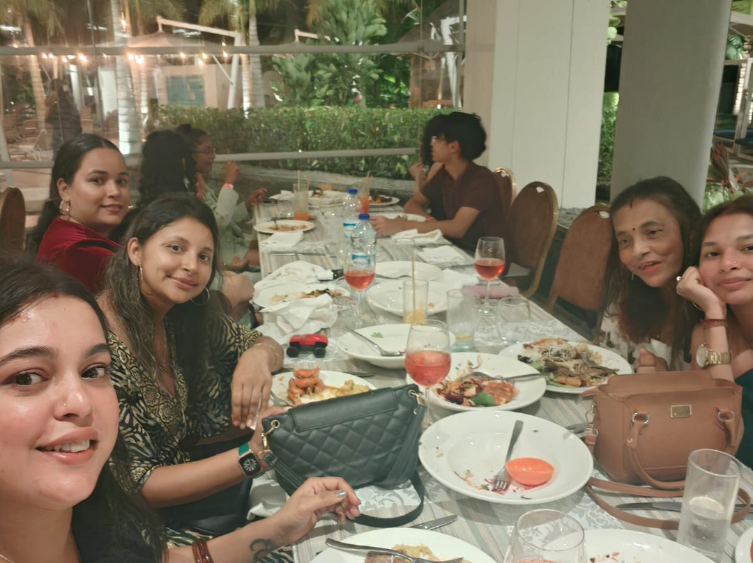 海洋溪海滩酒店主图