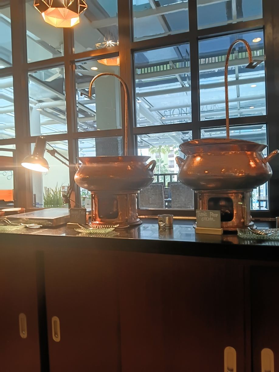 阿斯顿茂物酒店及度假村-旅行者