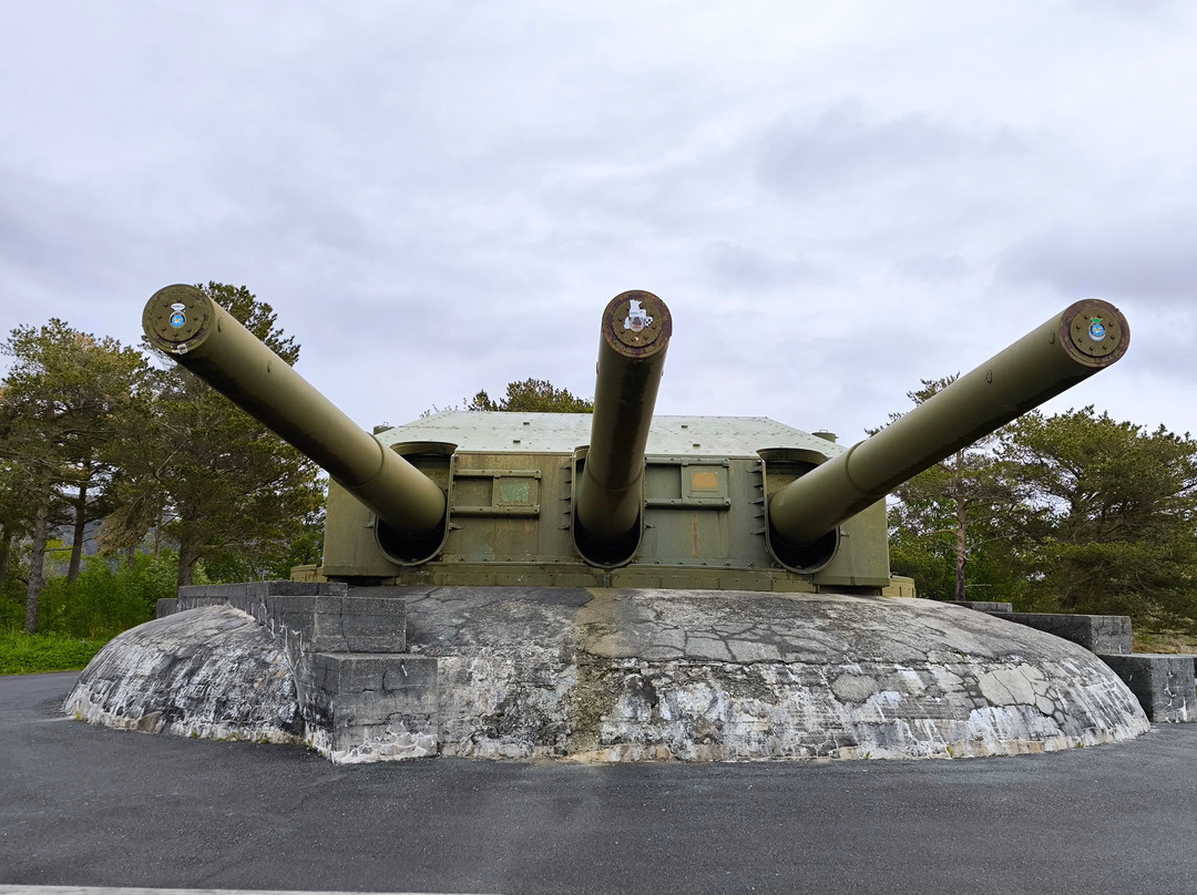 Austratt Fort-Opphaug必去景点