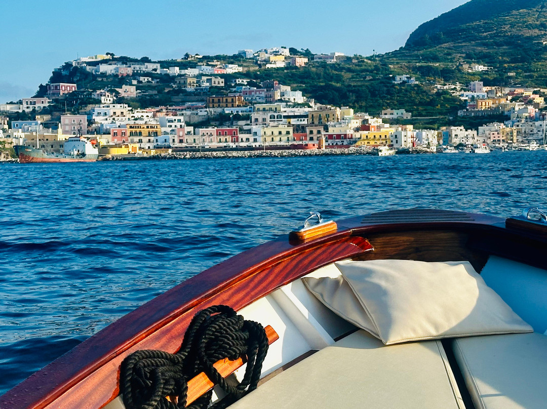 Oceano Ponza Experience - Cosmo Dies