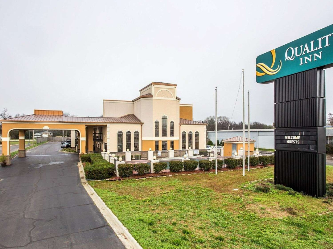 Cheraw酒店住宿-Quality Inn