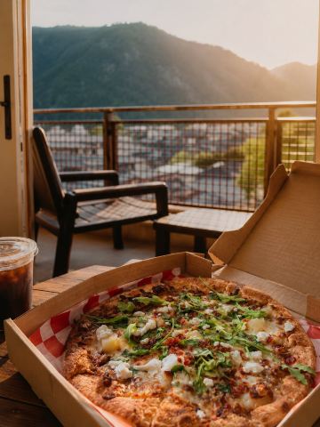 凯彻姆瞩目酒店-旅行者