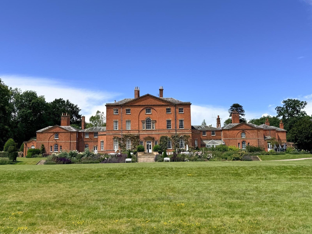Norwood Park Country House主图