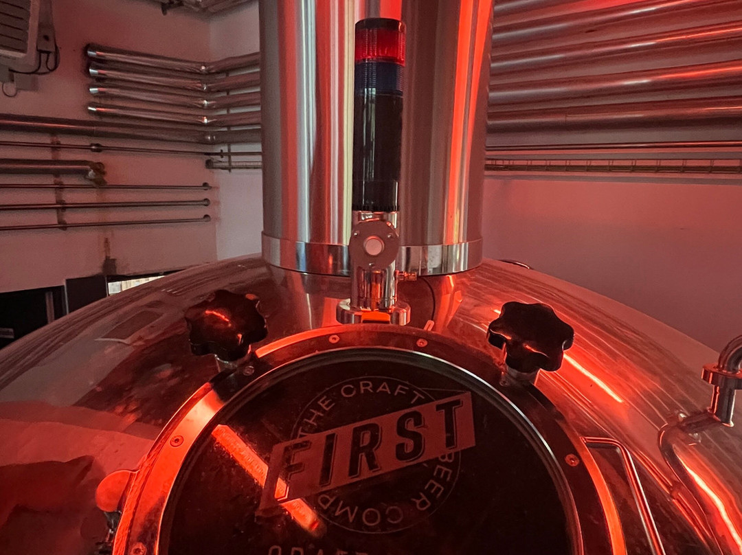 FIRST Craft Beer Brewery & Taproom-布达佩斯必去景点