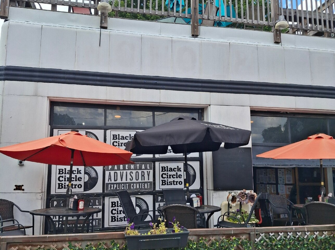 Black Circle Bistro