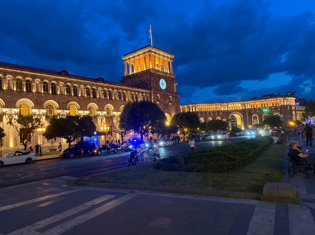 Republic Square-埃里温必去景点
