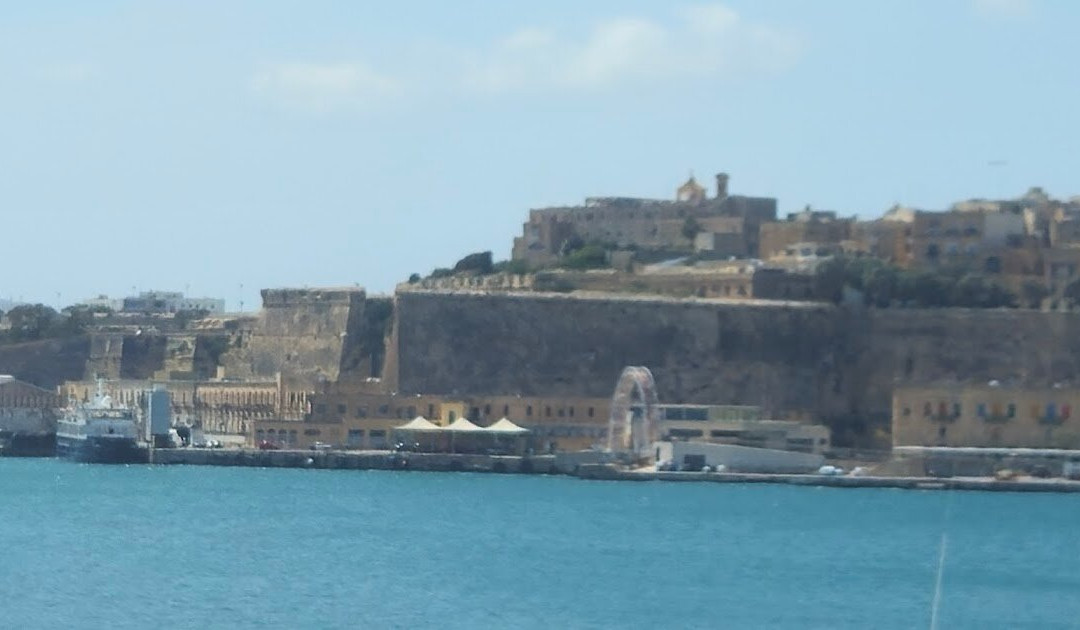 Valletta Ferry Services-斯利马必去景点