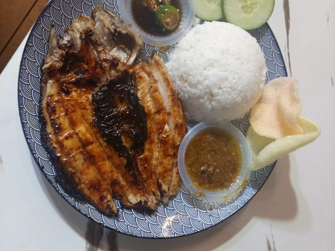 Grace Point Food Court Sembulan