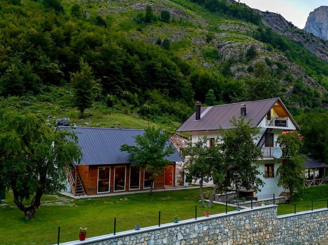 Bajram Curri酒店住宿-Lazer Cardaku Guest House