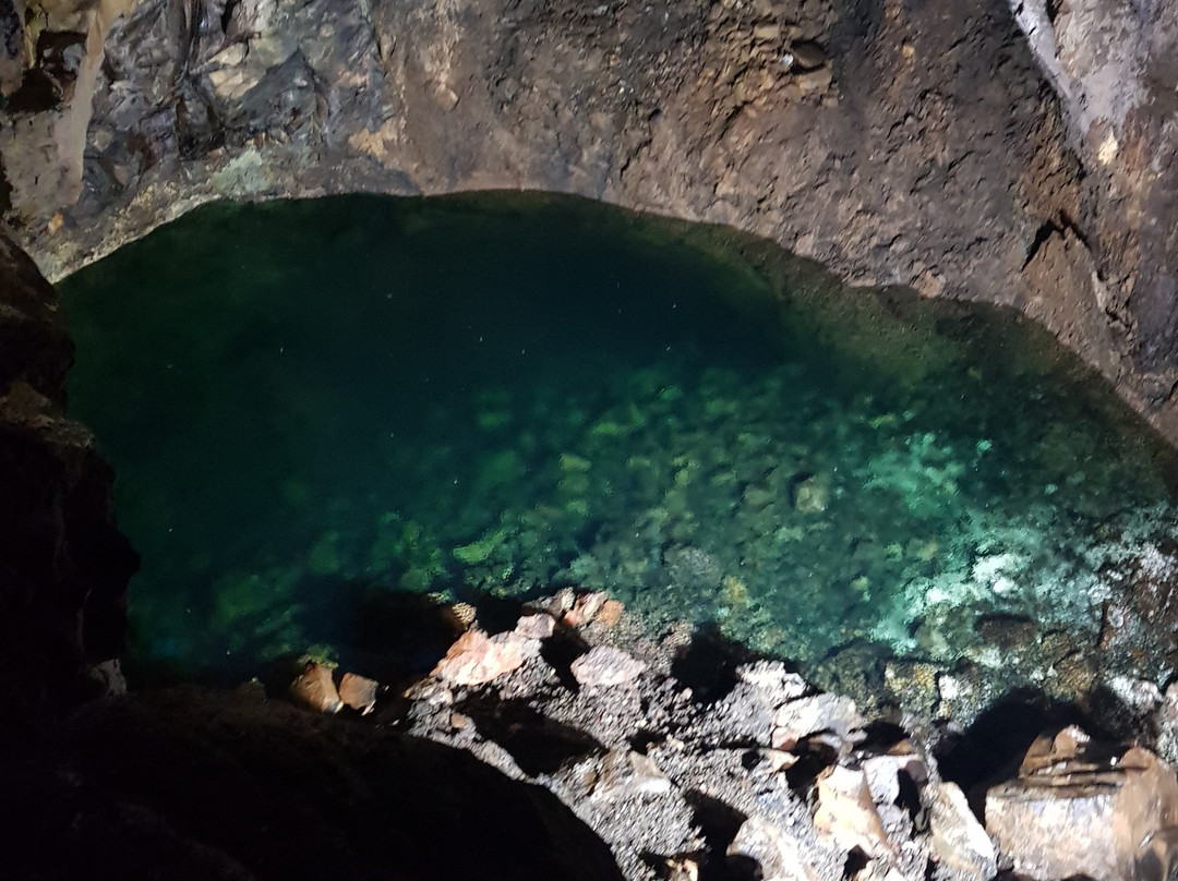 Gruta do Carvão-蓬塔德尔加达必去景点