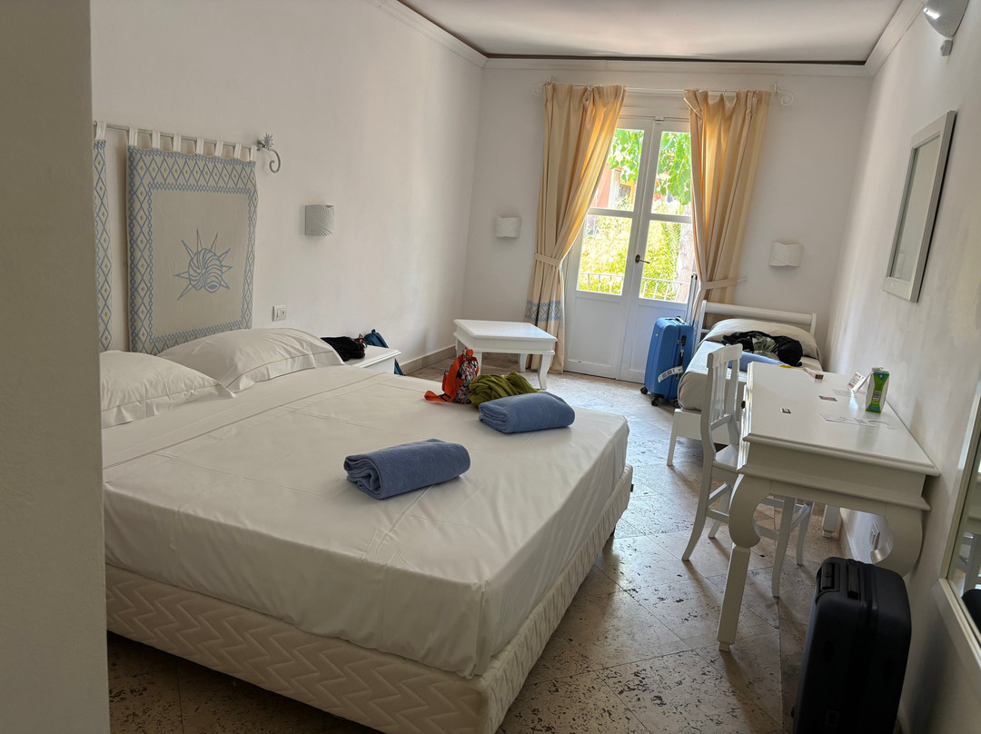 Phi Hotel Sighientu主图