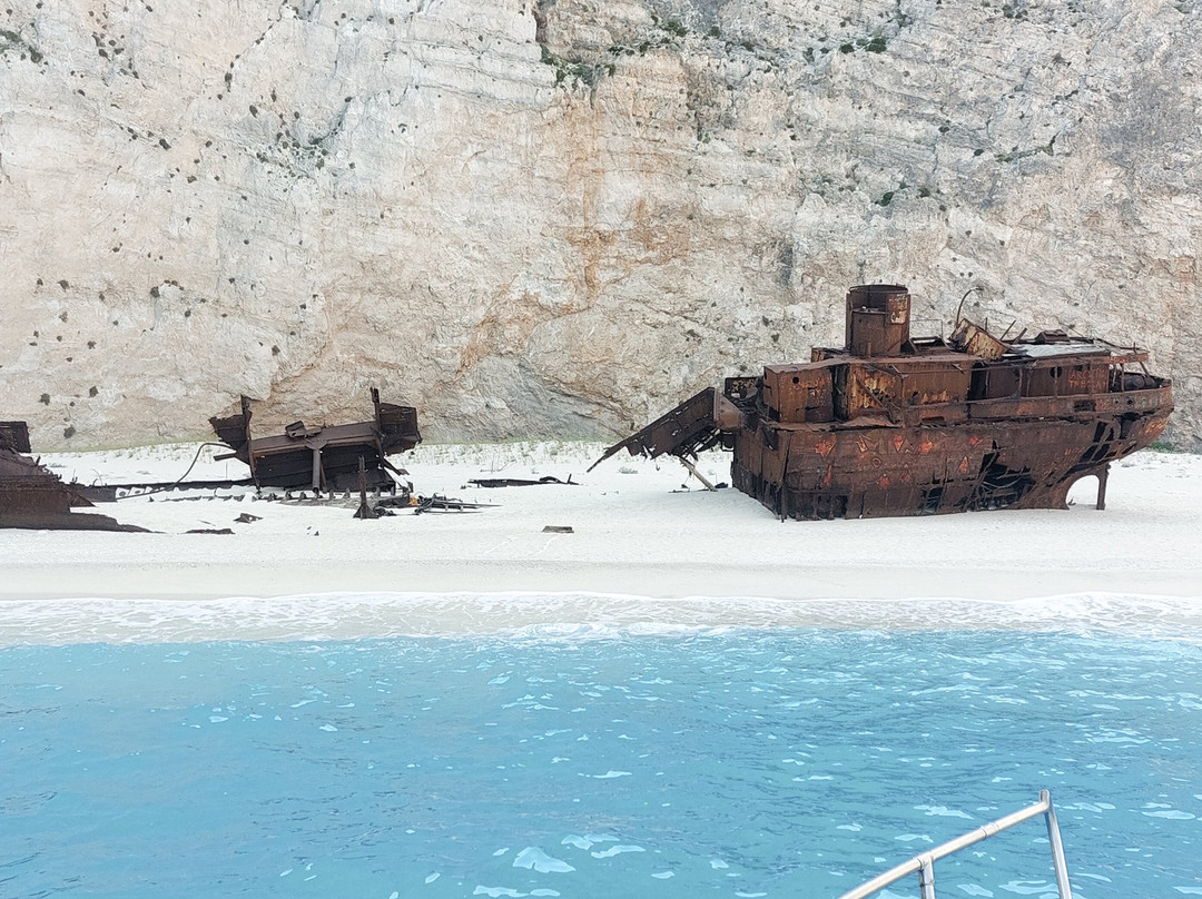 Zante Vipboats-阿雷克斯必去景点