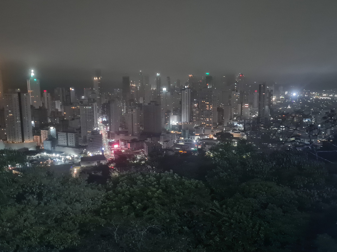 罗孙布洛克酒店主图