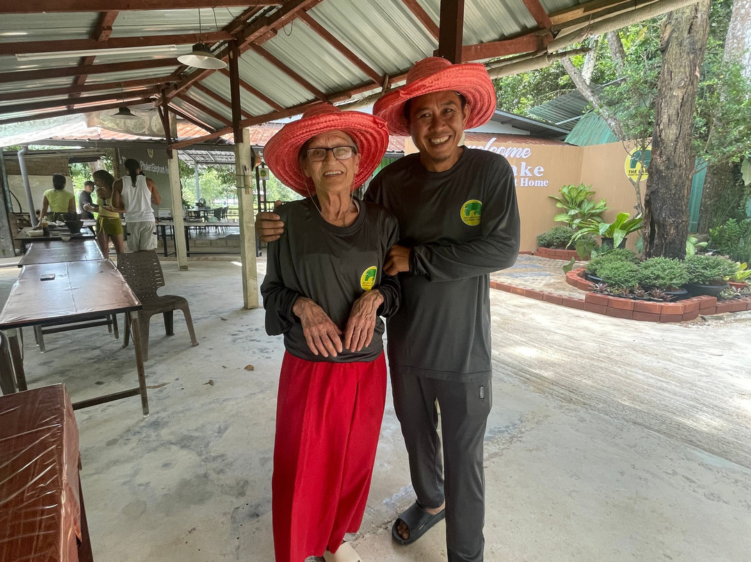 The Lake Phuket Elephant Home-Thep Krasatti必去景点