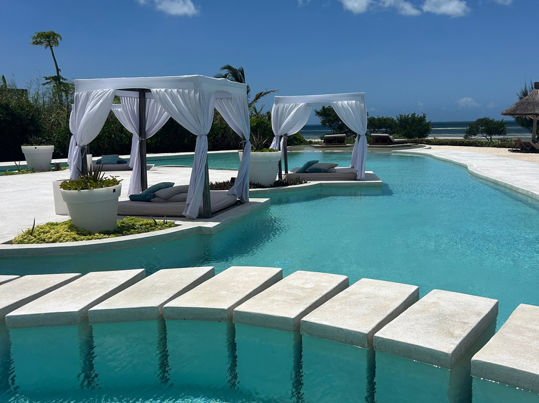 Ycona Luxury Resort主图