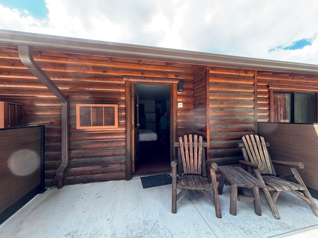科尔牧场钻石山林小屋主图