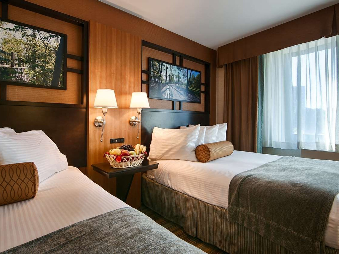 贝斯特韦斯特贝塞德酒店主图