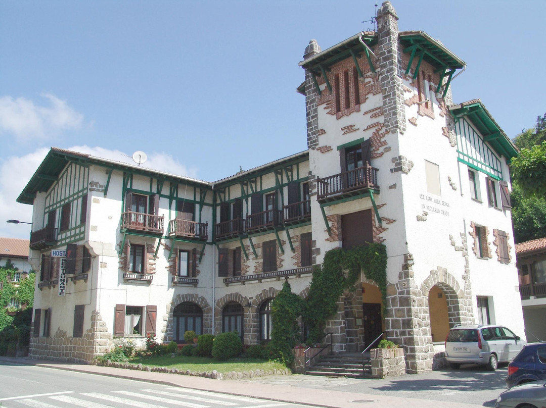 Satrustegi酒店住宿-Hotel Ayestaran