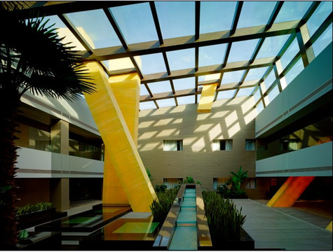 珞珈山饭店主图