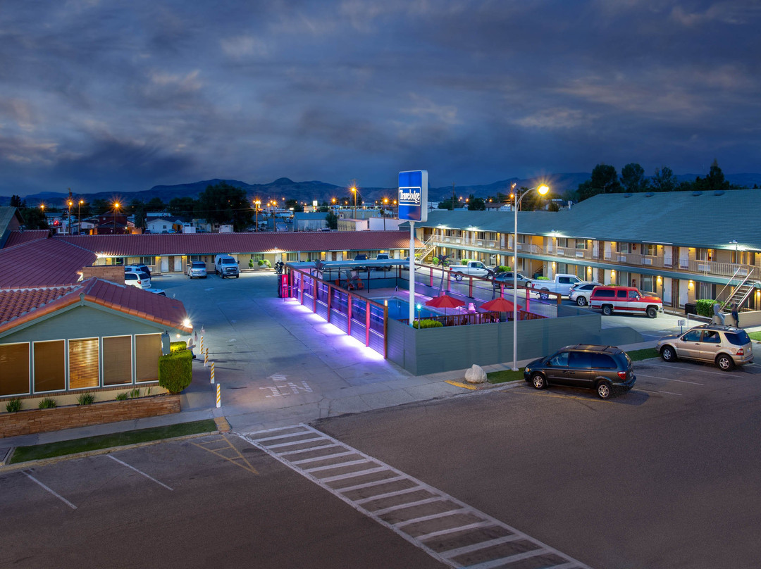 Gabbs酒店住宿-Travelodge by Wyndham Hawthorne