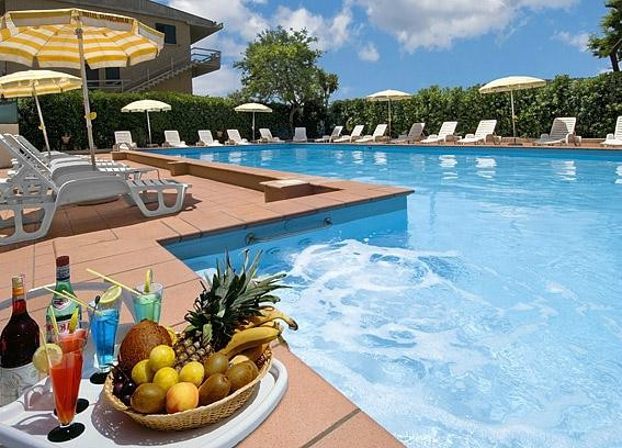 圣贝内代托-德尔特龙托酒店住宿-Hotel Giancarlo