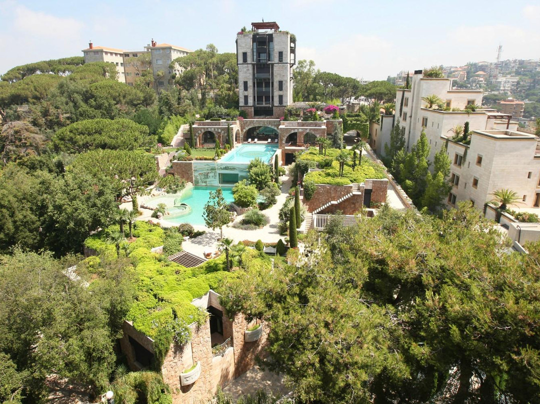 格朗德山丘水疗酒店