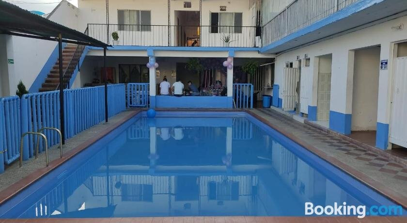 Hospedaje y Piscina El Paraiso