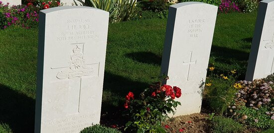 Ranville War Cemetery-Ranville必去景点