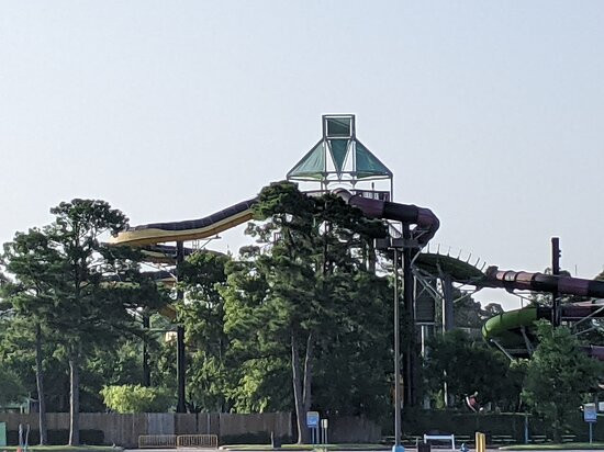 Six Flags Hurricane Harbor Splashtown-斯普林必去景点