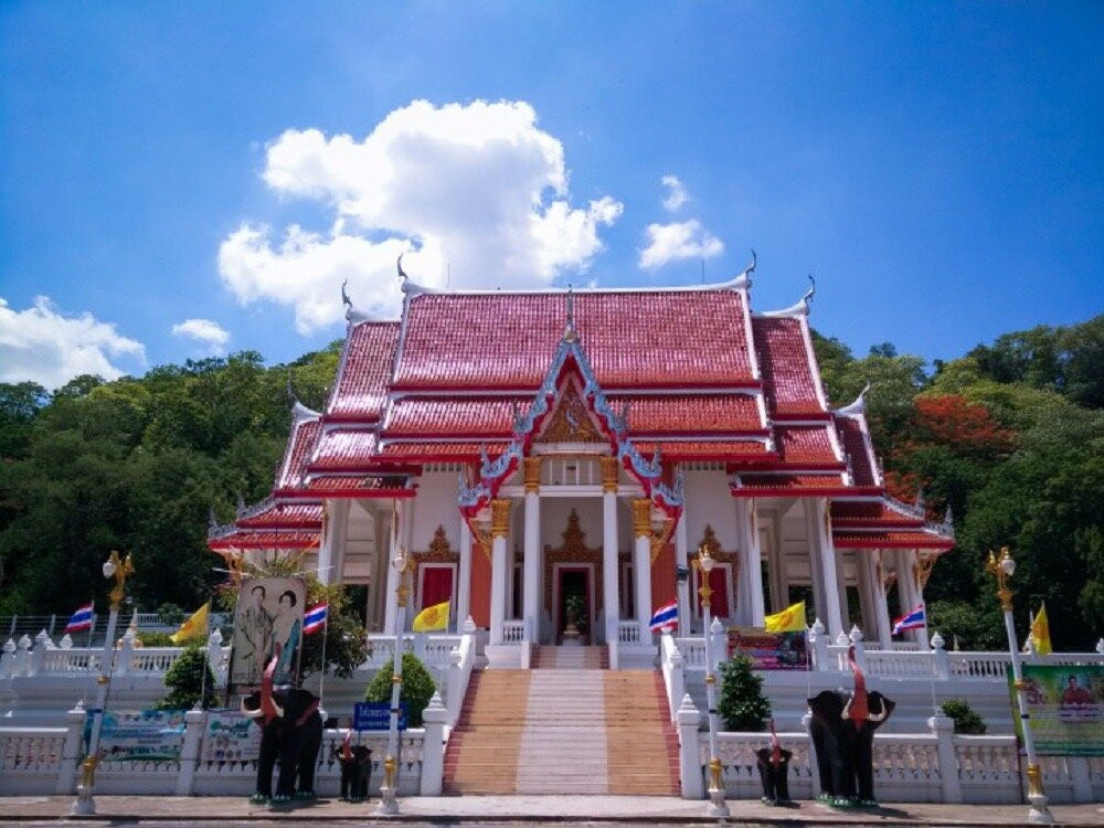 Bat Cave at Wat Khao Chong Pran景点图片