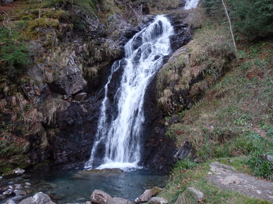 Cascade de Leziou景点图片