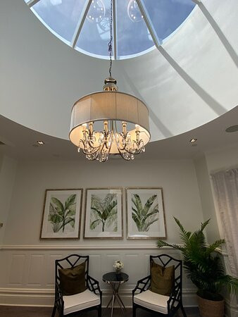 Champions Hair Beauty Day Spa-希望岛必去景点