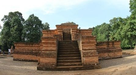 Muaro Jambi Temple Complex景点图片