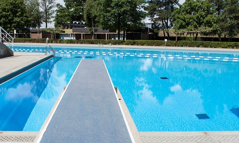 Piscine De Payerne景点图片