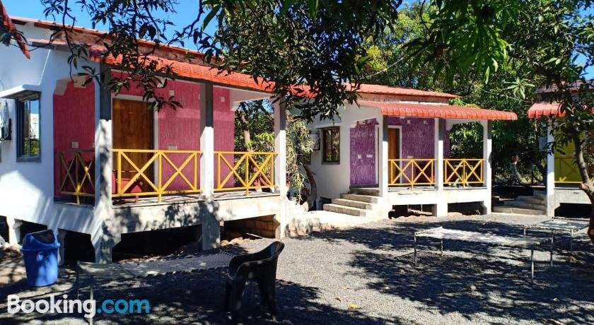 Gir Garjna - The Cottage