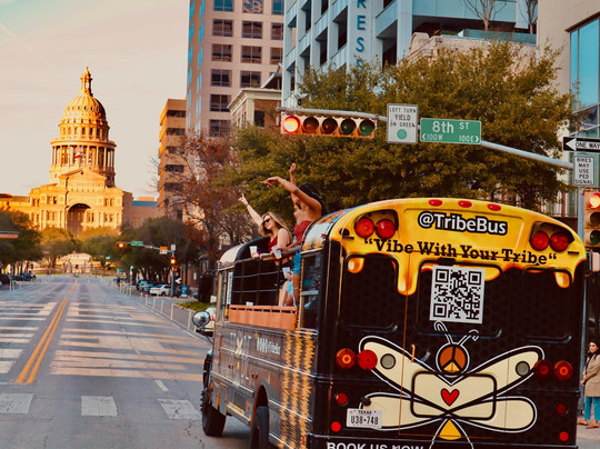 TRIBE Bus Tours-奥斯丁必去景点