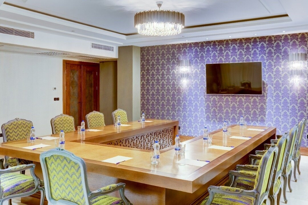 Arghavan International Hotel