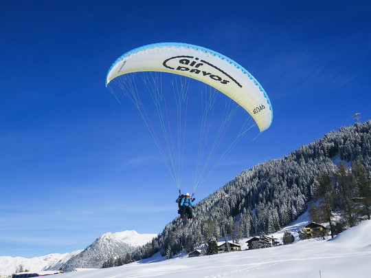 Air-Davos Paragliding-达沃斯必去景点