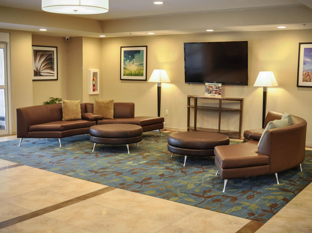 Candlewood Suites Pearl By IHG主图