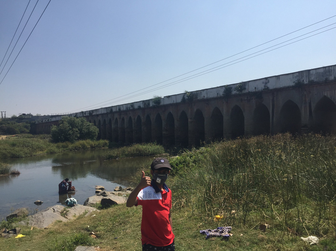 Kabni River Bridge景点图片