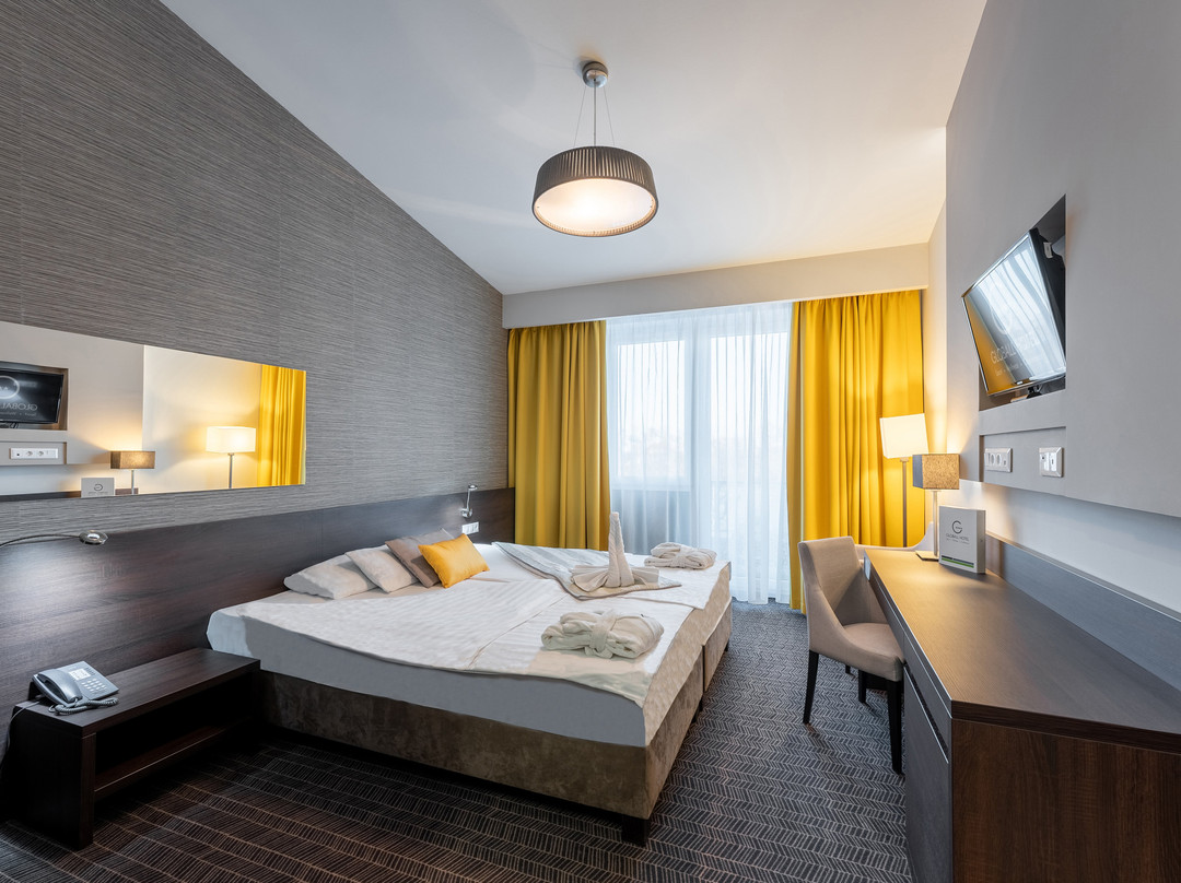 Globall Hotel主图