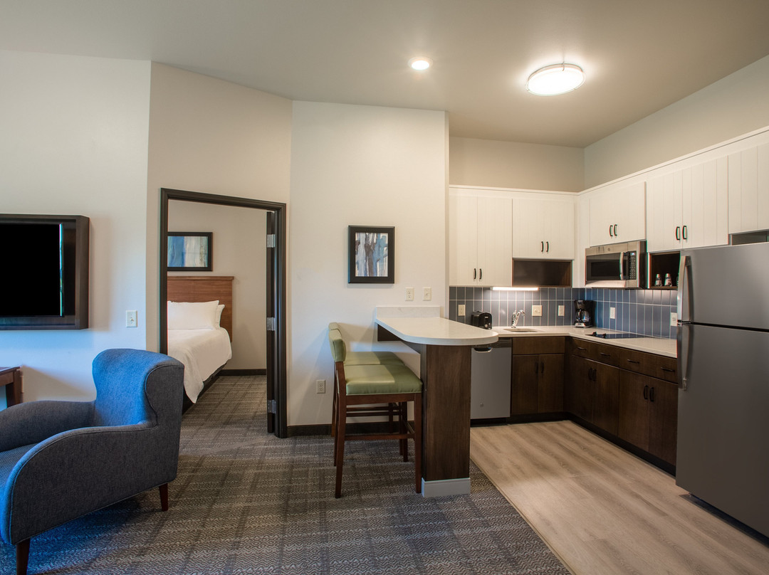 Staybridge Suites Sioux Falls Southwest by IHG主图