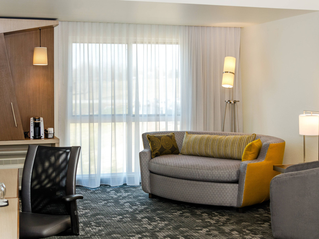 Courtyard by Marriott Somerset主图