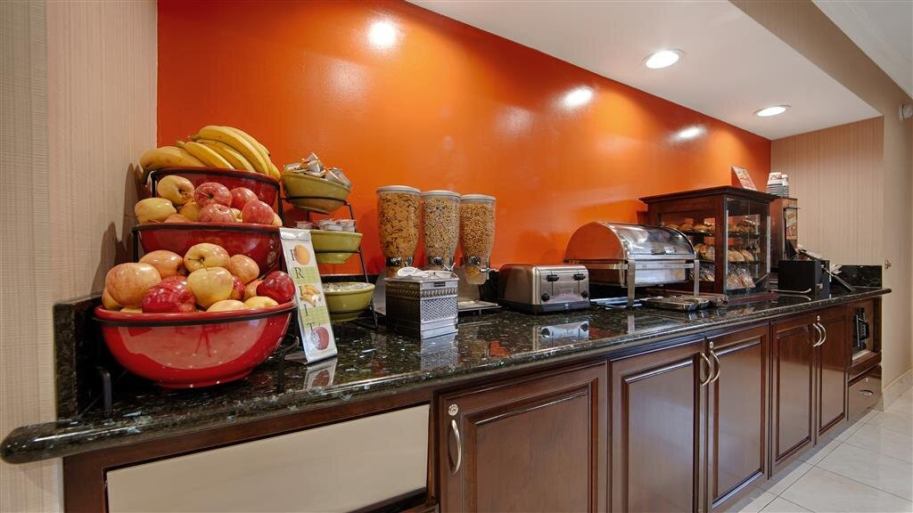 帕萨迪纳贝斯特韦斯特酒店主图