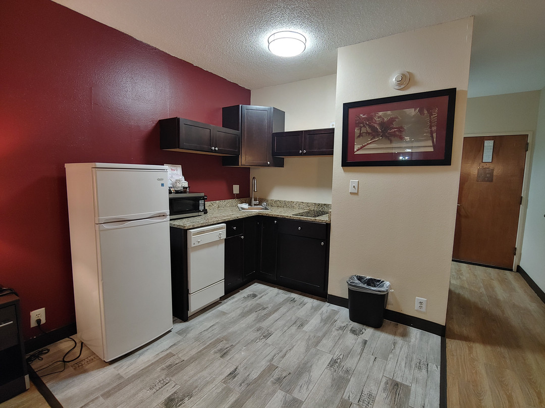 Red Roof Inn & Suites Jacksonville Nc主图