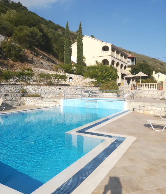 Dimitrios Apartments主图